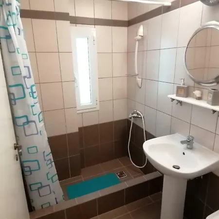 아파트 Ktima Nafsika - Ground-floor Luxury In Idyllic Estate!